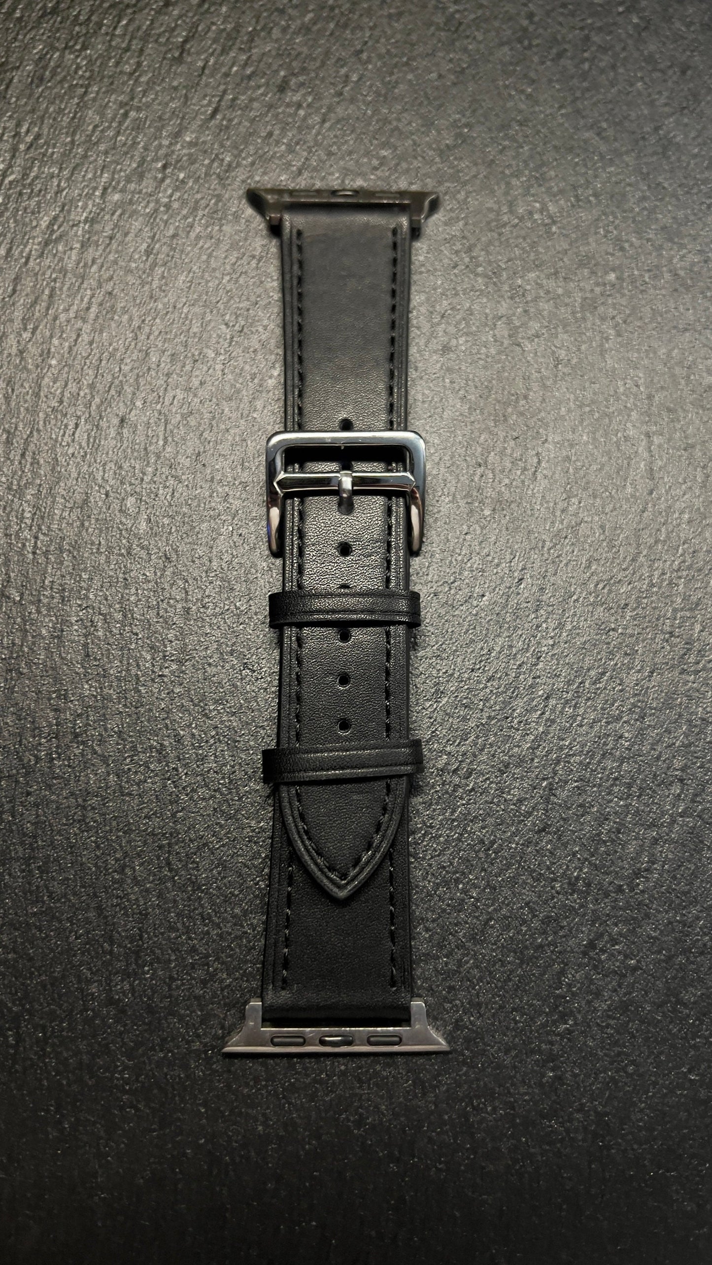 NEW! Lether Band for Apple Watch Band für Apple Watch Series 9, 8, 7, 6, 5, SE, Ultra 38mm, 40mm, 41mm, 42mm, 44mm, 45mm, 49mm