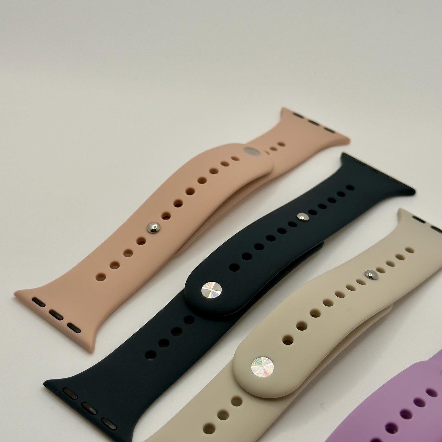 Apple Watch Armband aus Silikon – Sportband mit Pin-Verschluss – 38–45mm – viele Farben – kompatibel mit Series 1–9, SE, Ultra