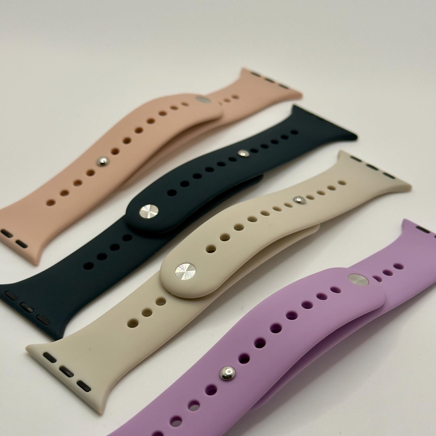 Apple Watch Armband aus Silikon – Sportband mit Pin-Verschluss – 38–45mm – viele Farben – kompatibel mit Series 1–9, SE, Ultra